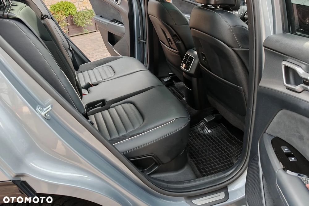 Kia Sportage 1.6 T-GDI HEV GT Line 4WD - 11