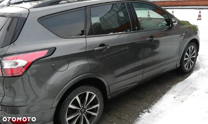 Ford Kuga - 2