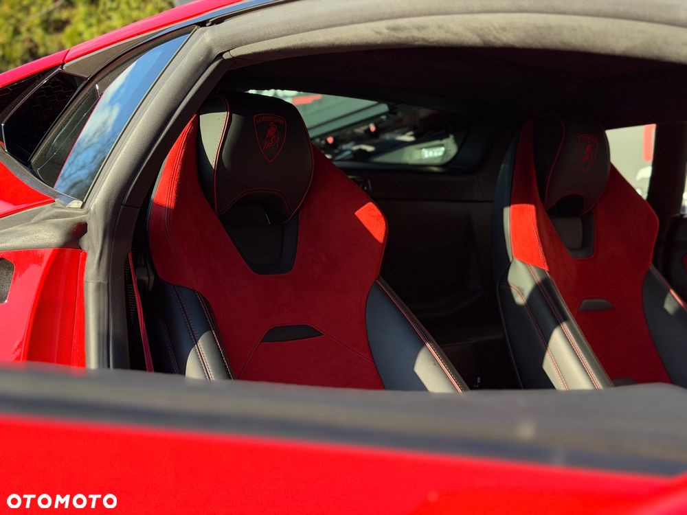 Lamborghini Huracan EVO - 38