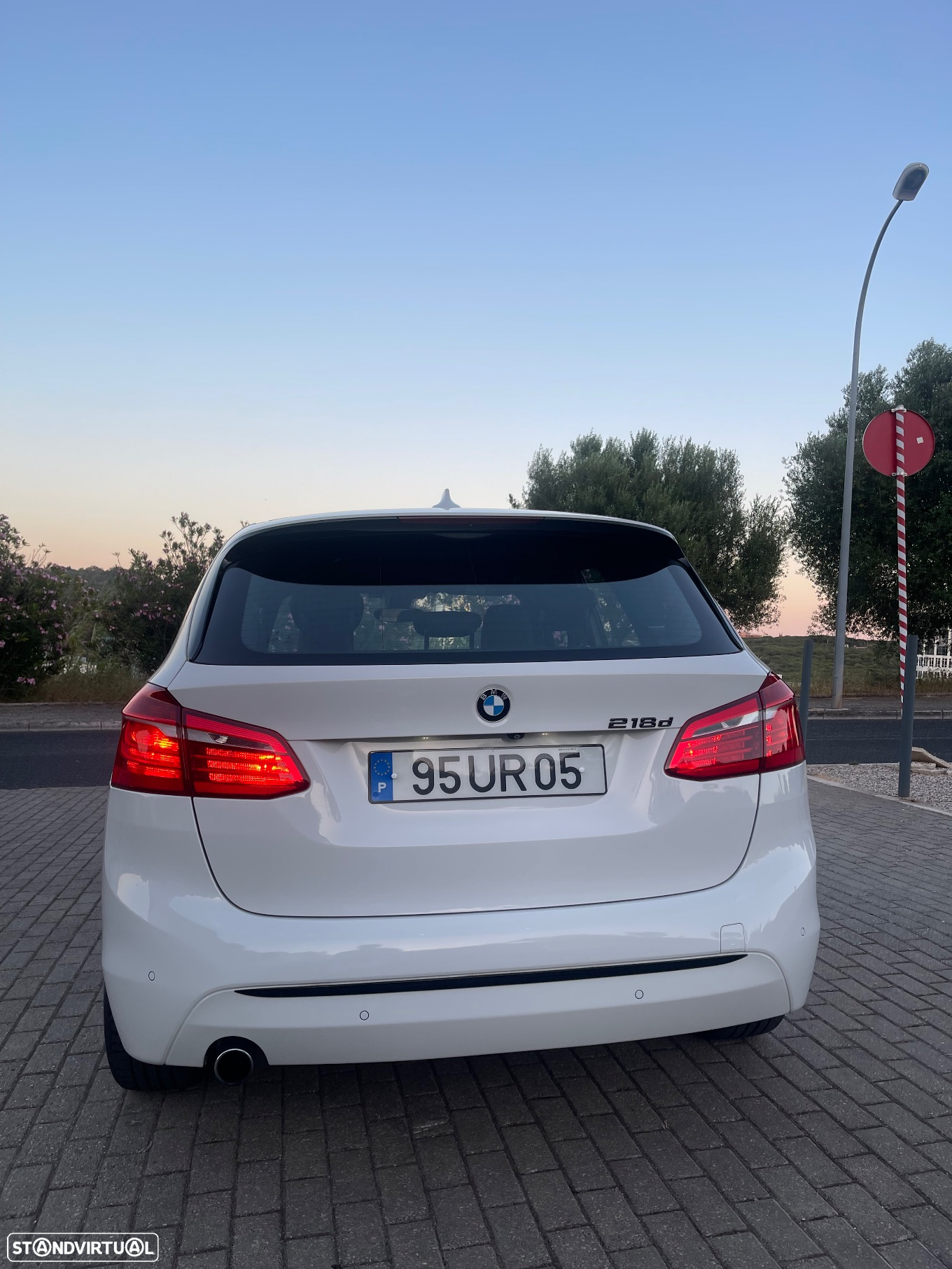 BMW 218 Active Tourer d Aut. Sport Line - 5
