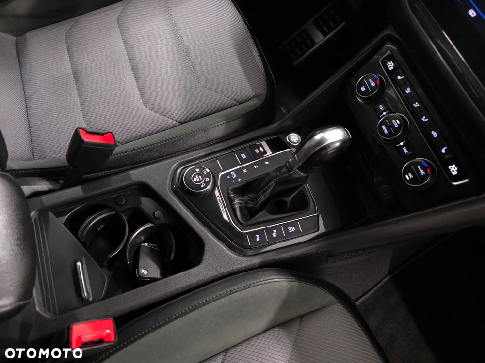 Volkswagen Tiguan Allspace 2.0 TDI SCR 4Motion DSG IQ.DRIVE - 20
