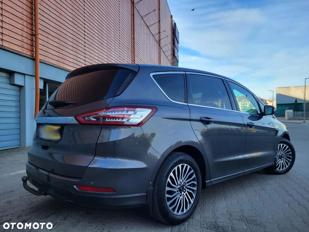 Ford S-Max 2.0 TDCi Titanium PowerShift - 6