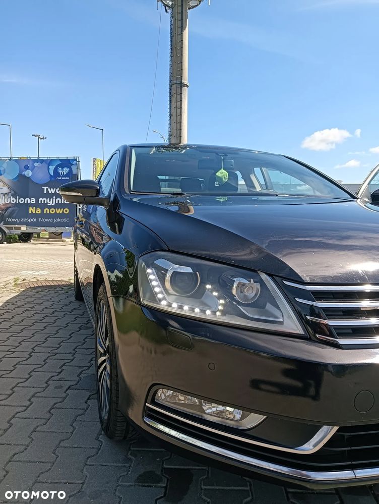 Volkswagen Passat 2.0 TDI Comfortline - 26