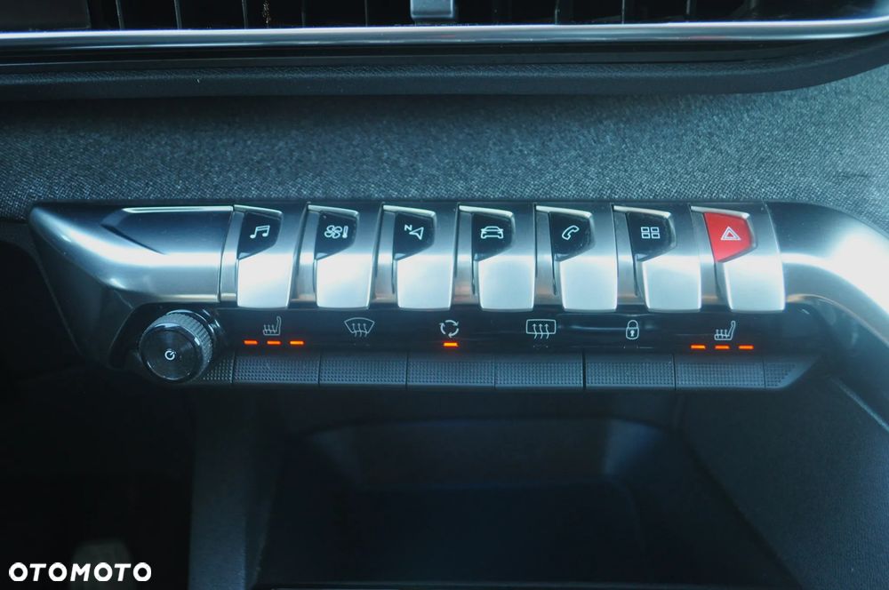 Peugeot 3008 PureTech 130 Style - 23