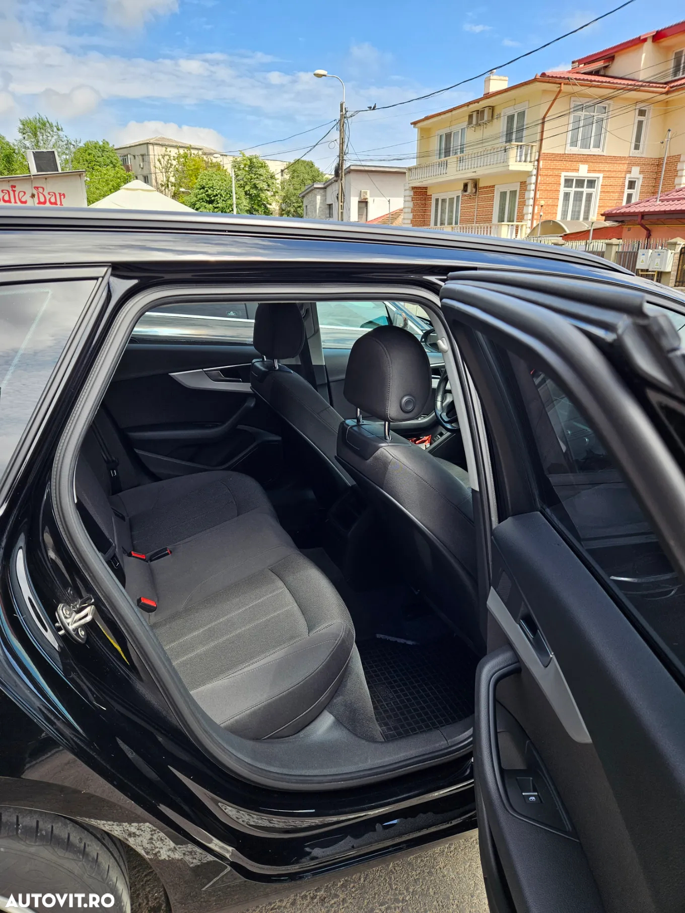 Audi A4 Avant 2.0 TDI S tronic - 5