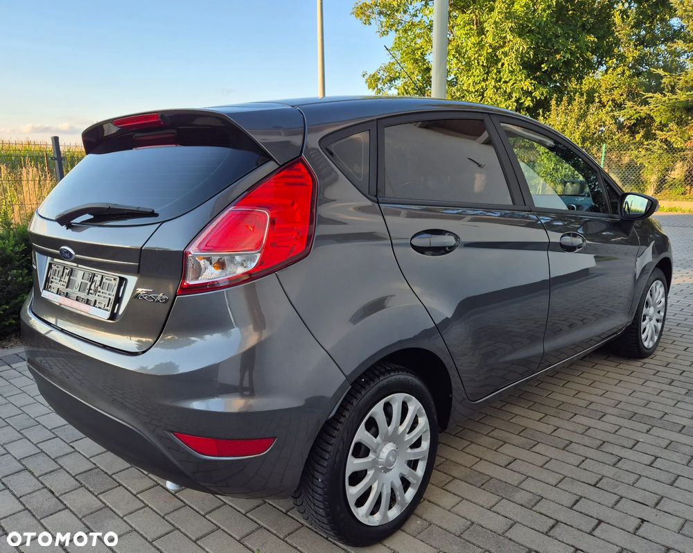 Ford Fiesta - 6