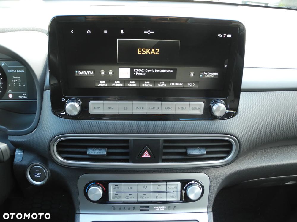 Hyundai Kona 64kWh Executive - 15