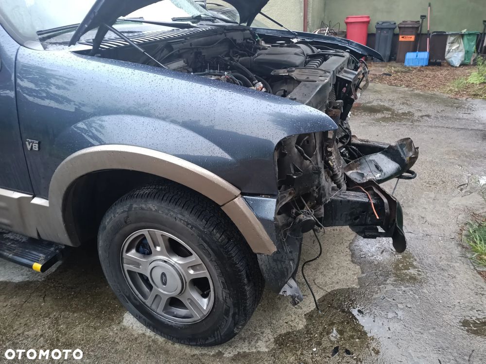 Ford Expedition 5.4 XLT 4WD - 8