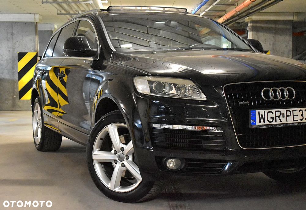 Audi Q7 - 4