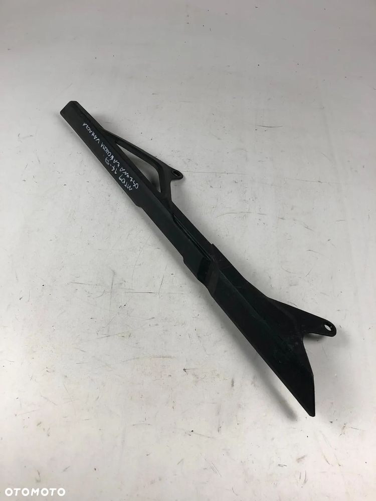 Yamaha MT-09 13-17 Osłona Łańcucha - 2