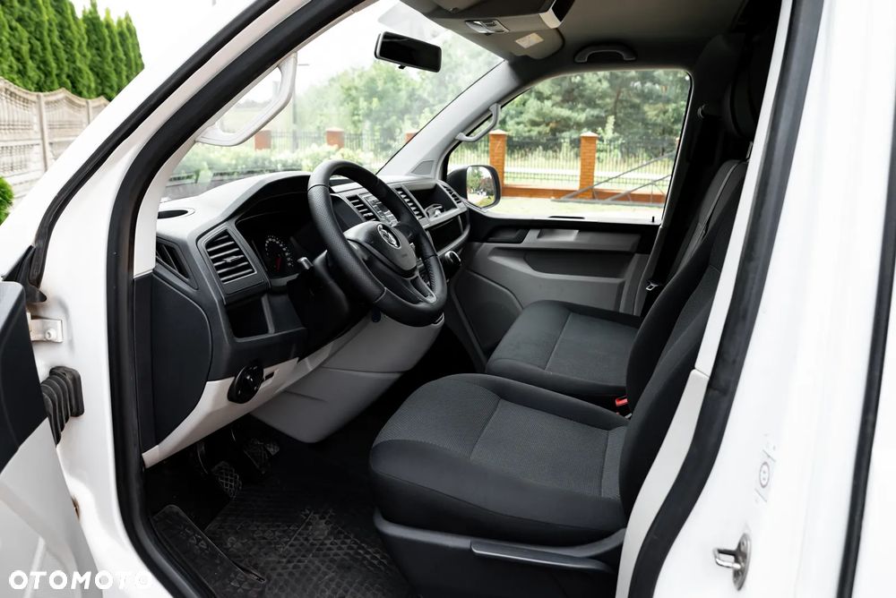 Volkswagen Transporter - 16