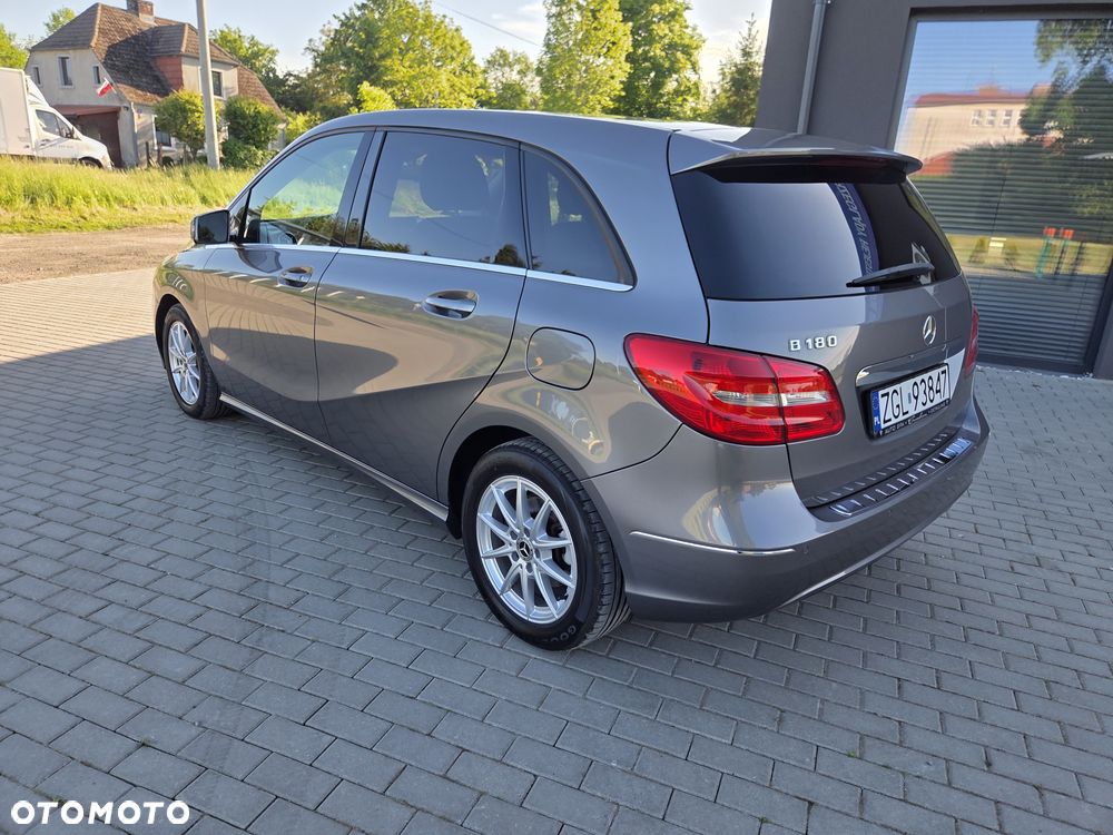 Mercedes-Benz Klasa B 180 7G-DCT - 4