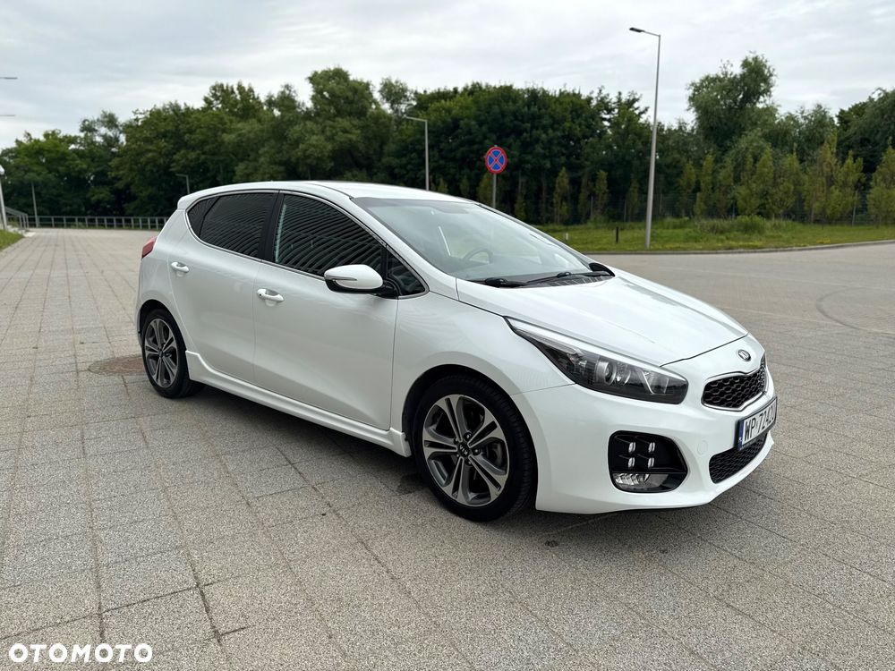 Kia Ceed 1.6 CRDi 136 ISG GT Line - 11