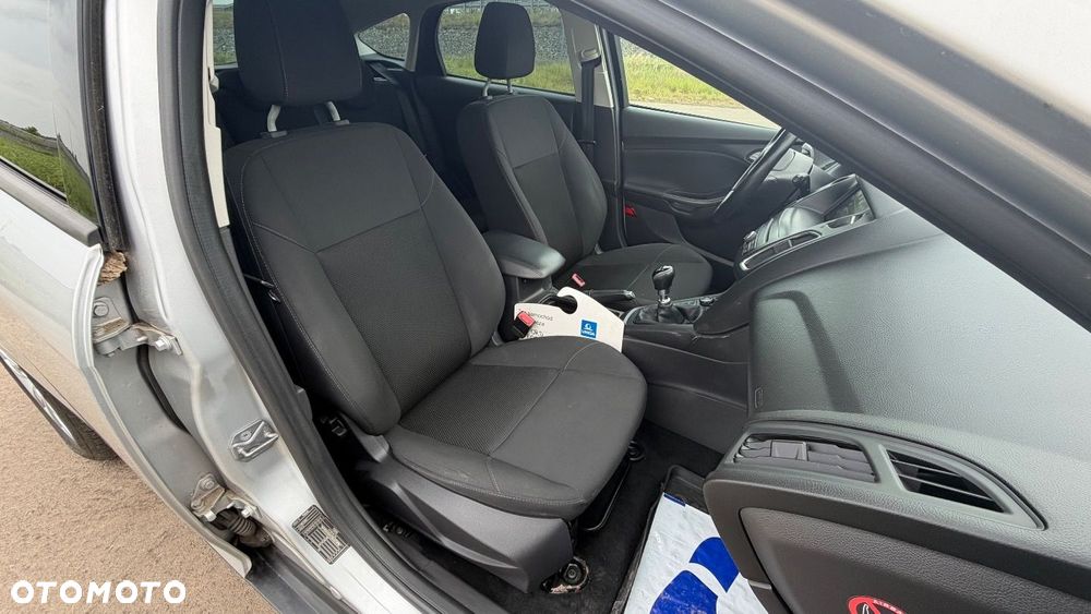 Ford Focus - 31