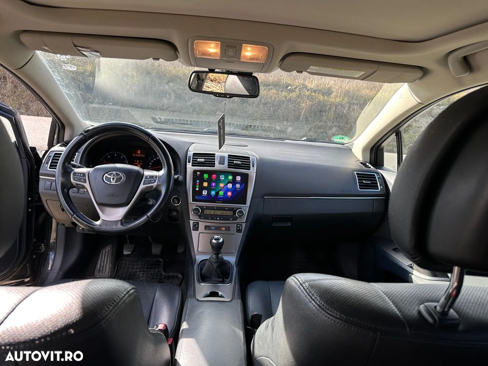 Toyota Avensis 2.2 D-CAT Luxury (consola nichel) - 17