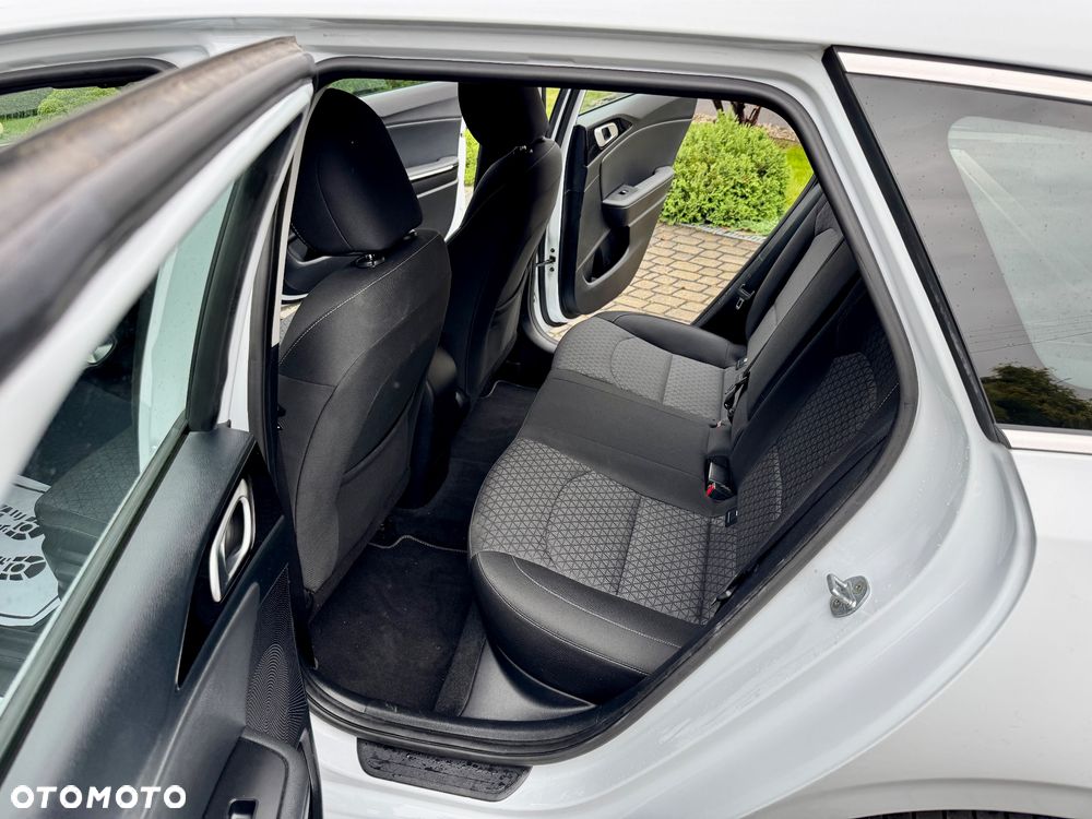 Kia Ceed 1.6 CRDi Platinum Edition - 10