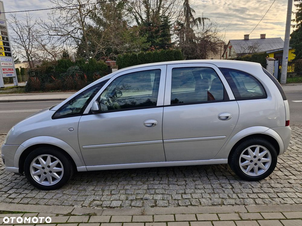 Opel Meriva 1.6 16V Cosmo - 2