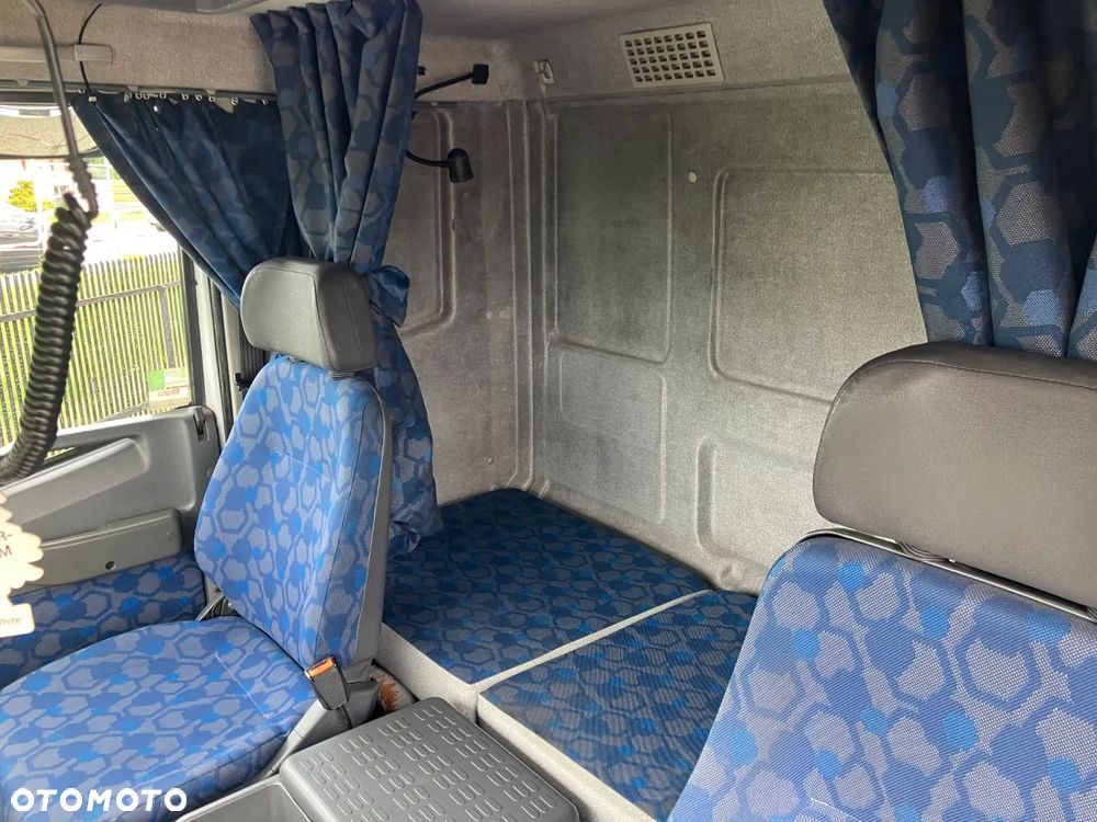 Iveco EUROCARGO ML 120E24 5,8 176KW EURO3 - 17