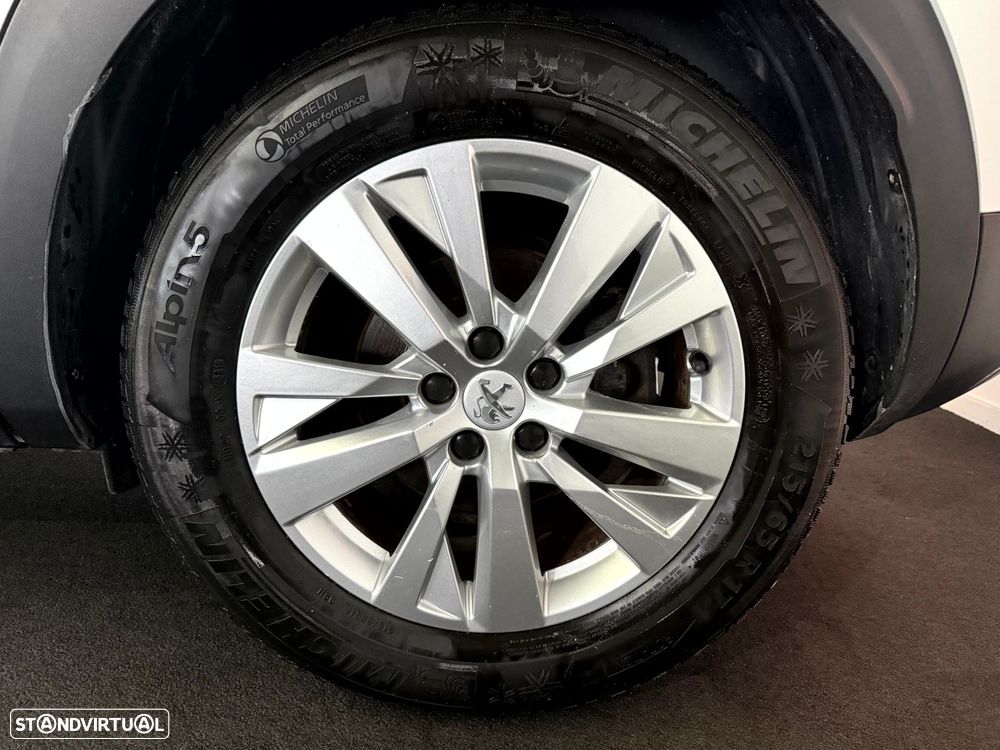 Peugeot 3008 1.5 BlueHDi Allure Pack EAT8 - 5
