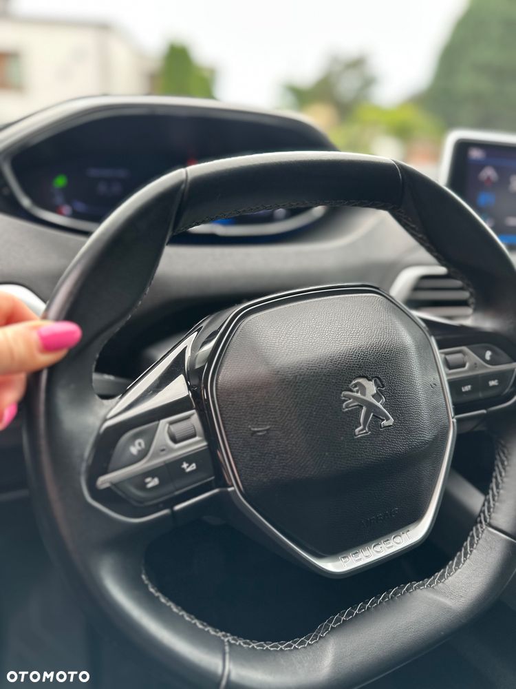 Peugeot 3008 1.5 BlueHDi Allure S&S - 19