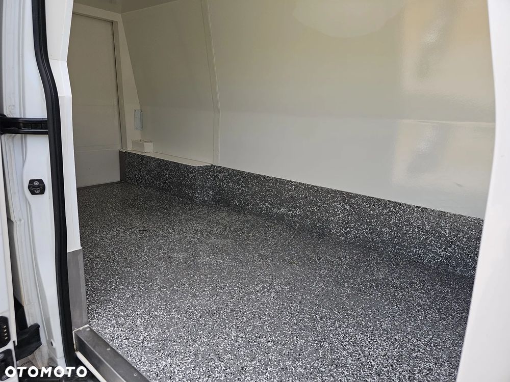 Renault Master Furgon FWD Pack Clim 3,5T L3H2 2.3 DCi 150 KM Agregat Chłodnia Zanotti - 26