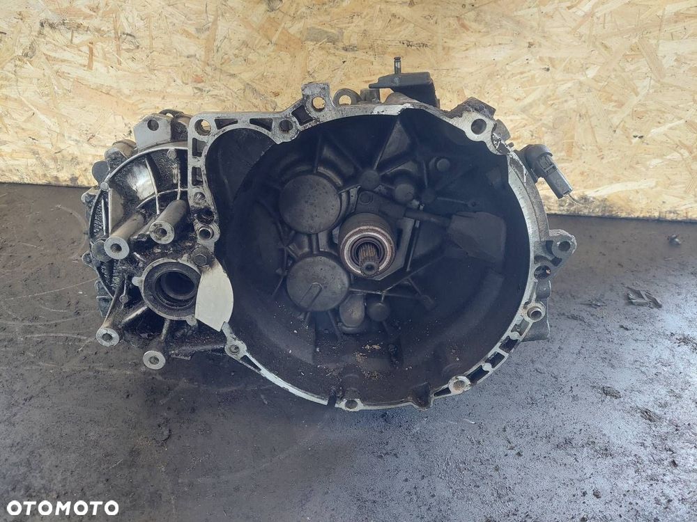 SKRZYNIA BIEGÓW VOLVO S40 V40 I LIFT 1.9 DI MANUAL 5 BIEGÓW M56L2 - 1