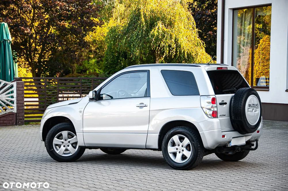 Suzuki Grand Vitara 1.6 Comfort - 17
