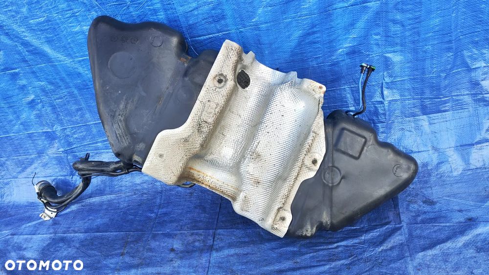 ZBIORNIK PALIWA KOMPLETNY POMPA PRZEWÓD PRZEWODY PALIWOWE MERCEDES W205 2.2 CDI - 7