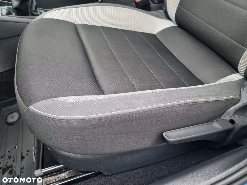 Skoda RAPID 1.0 TSI Ambition - 21