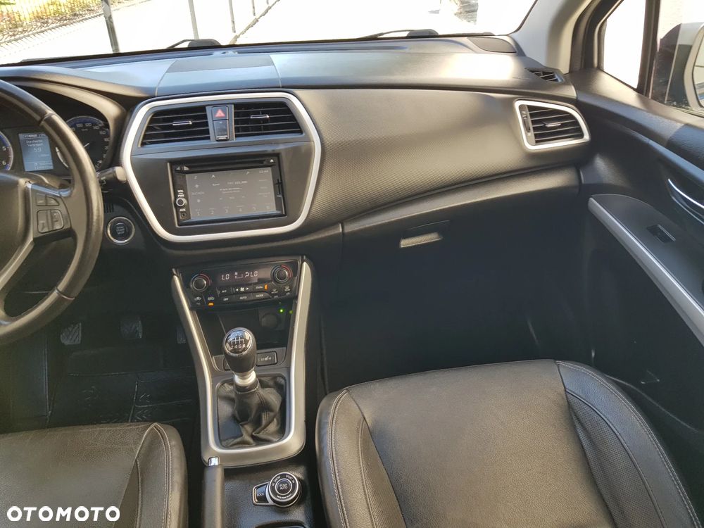 Suzuki SX4 S-Cross - 11