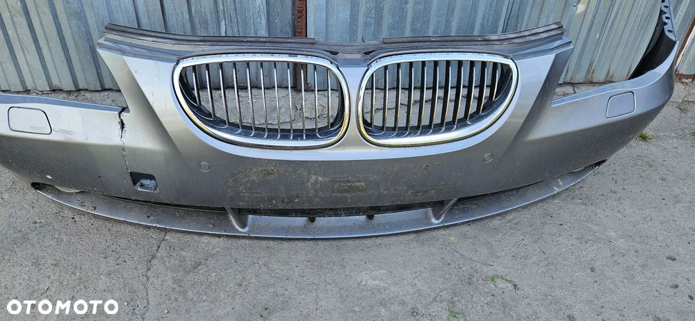 BMW 5 E60 E61 2003-2007 Kompletny zderzak przód Zderzak przedni pod czujniki parkowania PDC XENON spryskiwacze  KOLOR Silbergrau - 18