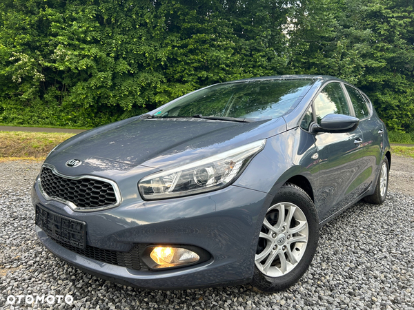 Kia Ceed 1.6 GDI ISG Dream Team Edition