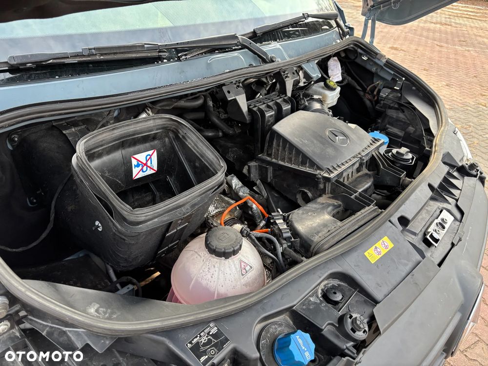 Mercedes-Benz Sprinter - 19