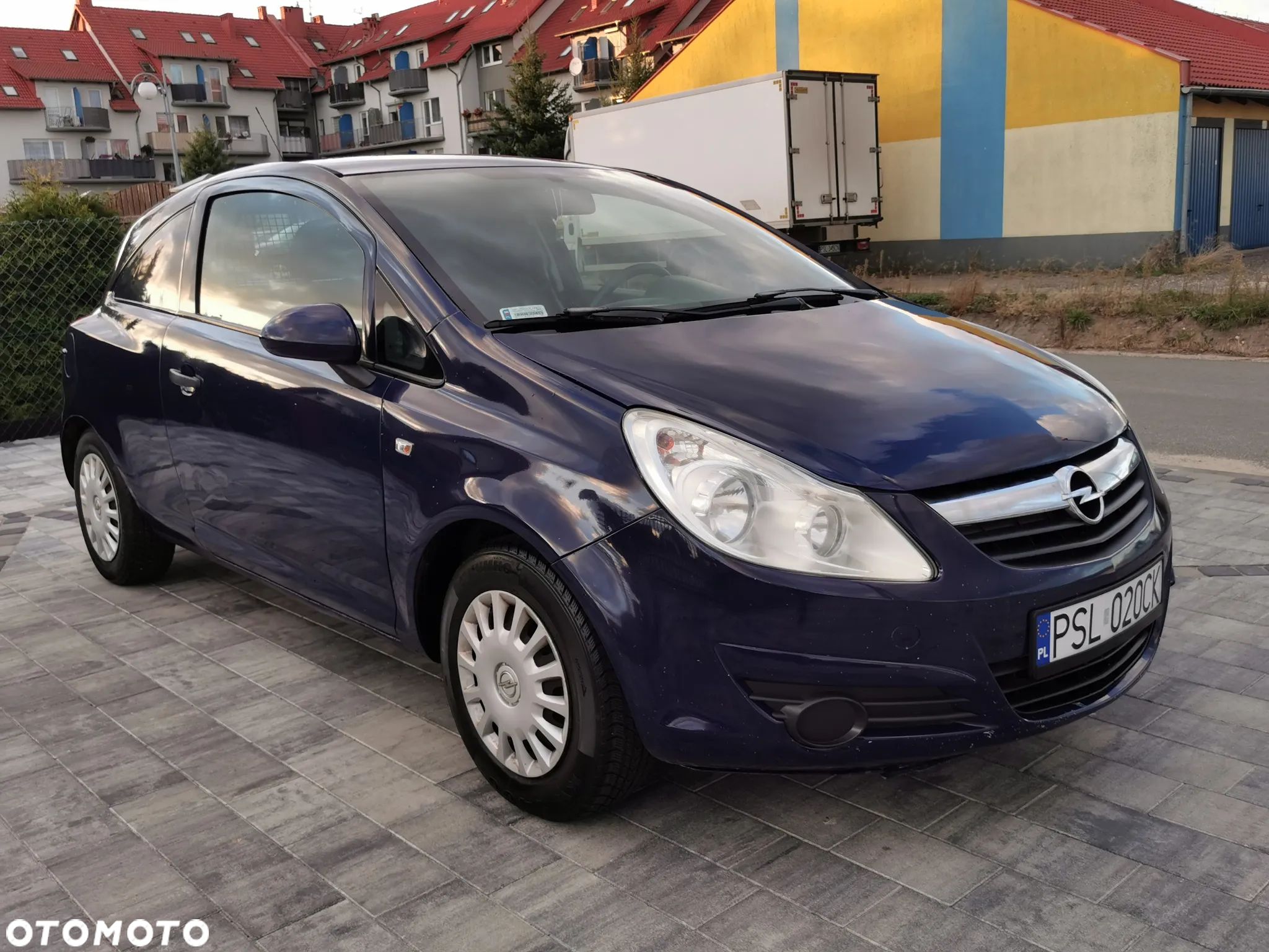 Opel Corsa 1.2 16V Enjoy - 1