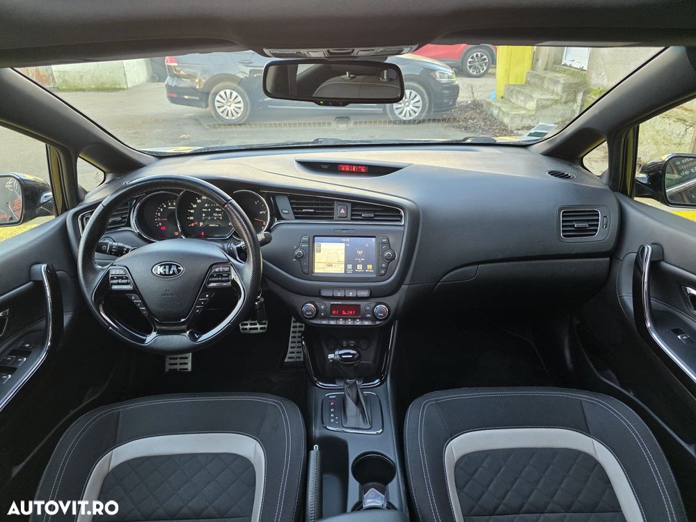 Kia Ceed 1.6 CRDi 136 DCT ISG GT Line - 12