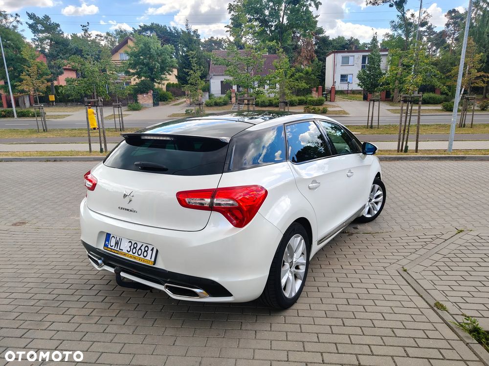 Citroën DS5 THP 155 SoChic - 14