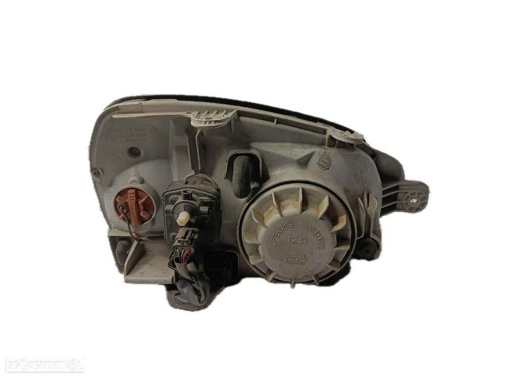 Farol Esq Hyundai Santa Fé I (Sm) - 2