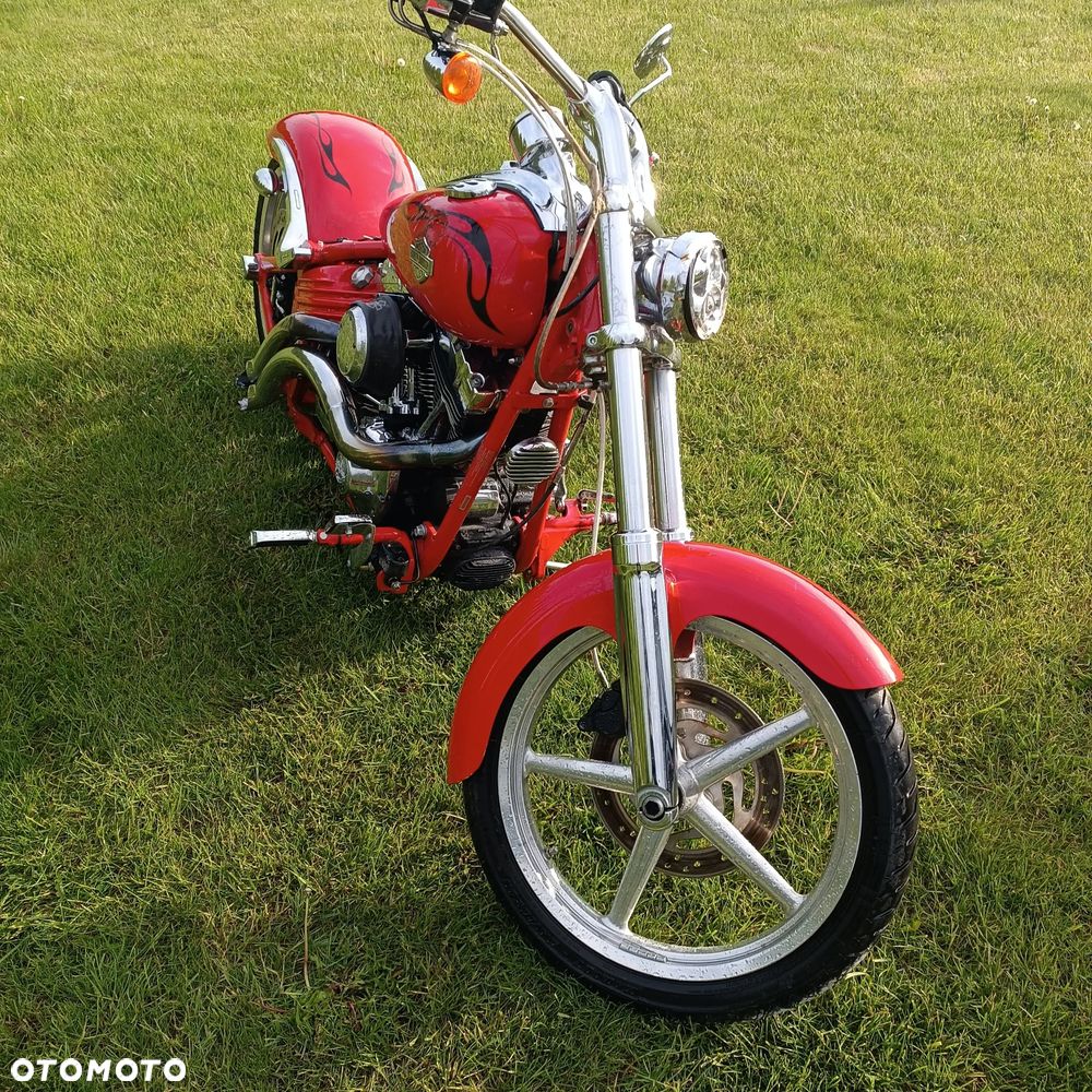 Harley-Davidson Softail Breakout - 15