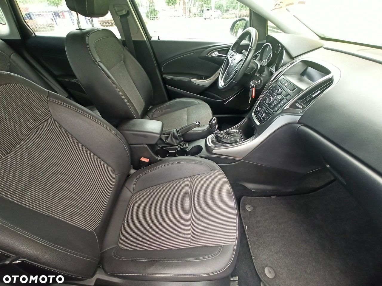 Opel Astra IV 1.7 CDTI Cosmo - 12