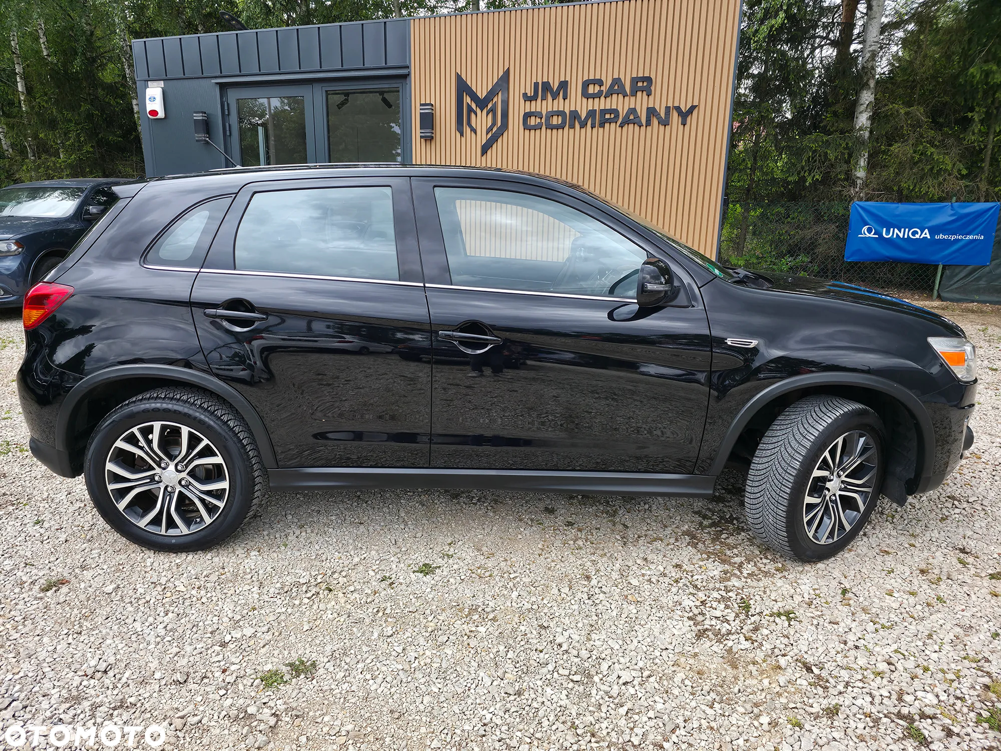 Mitsubishi ASX - 16