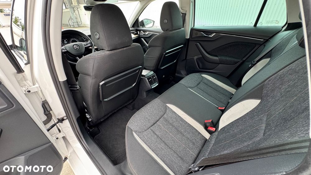 Skoda Scala 1.0 TSI Style - 25