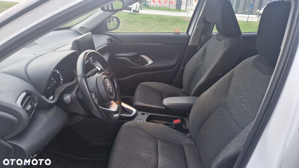 Toyota Yaris Cross Hybrid 1.5 Comfort - 13