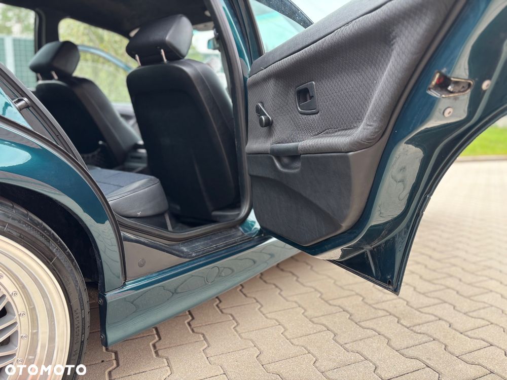 BMW Seria 3 - 18