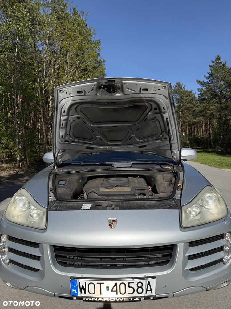 Porsche Cayenne - 23