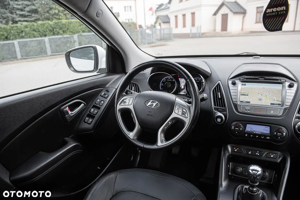 Hyundai ix35 - 13