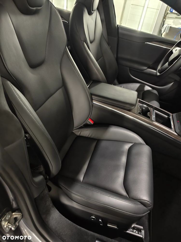 Tesla Model S Long Range AWD - 21