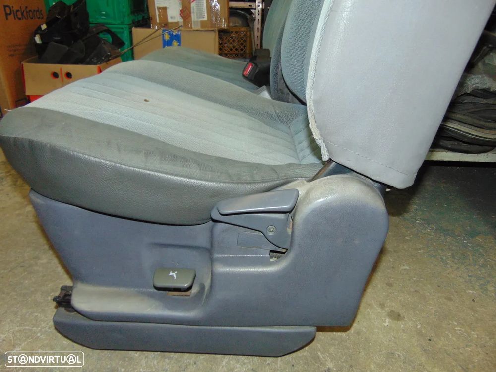 Mitsubishi L400 bancos - 8