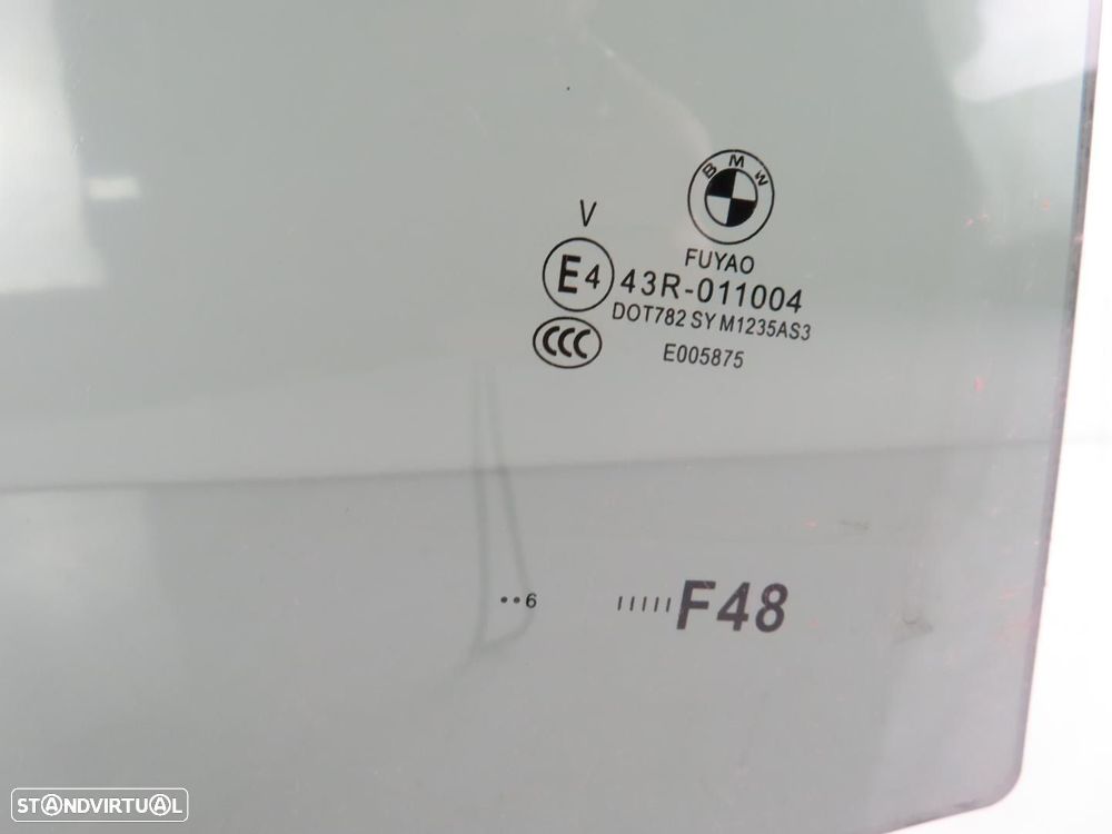 Vidro da porta Escurecido Direito/Trás Usado / Original BMW X1 (F48) 51357388870 - 3