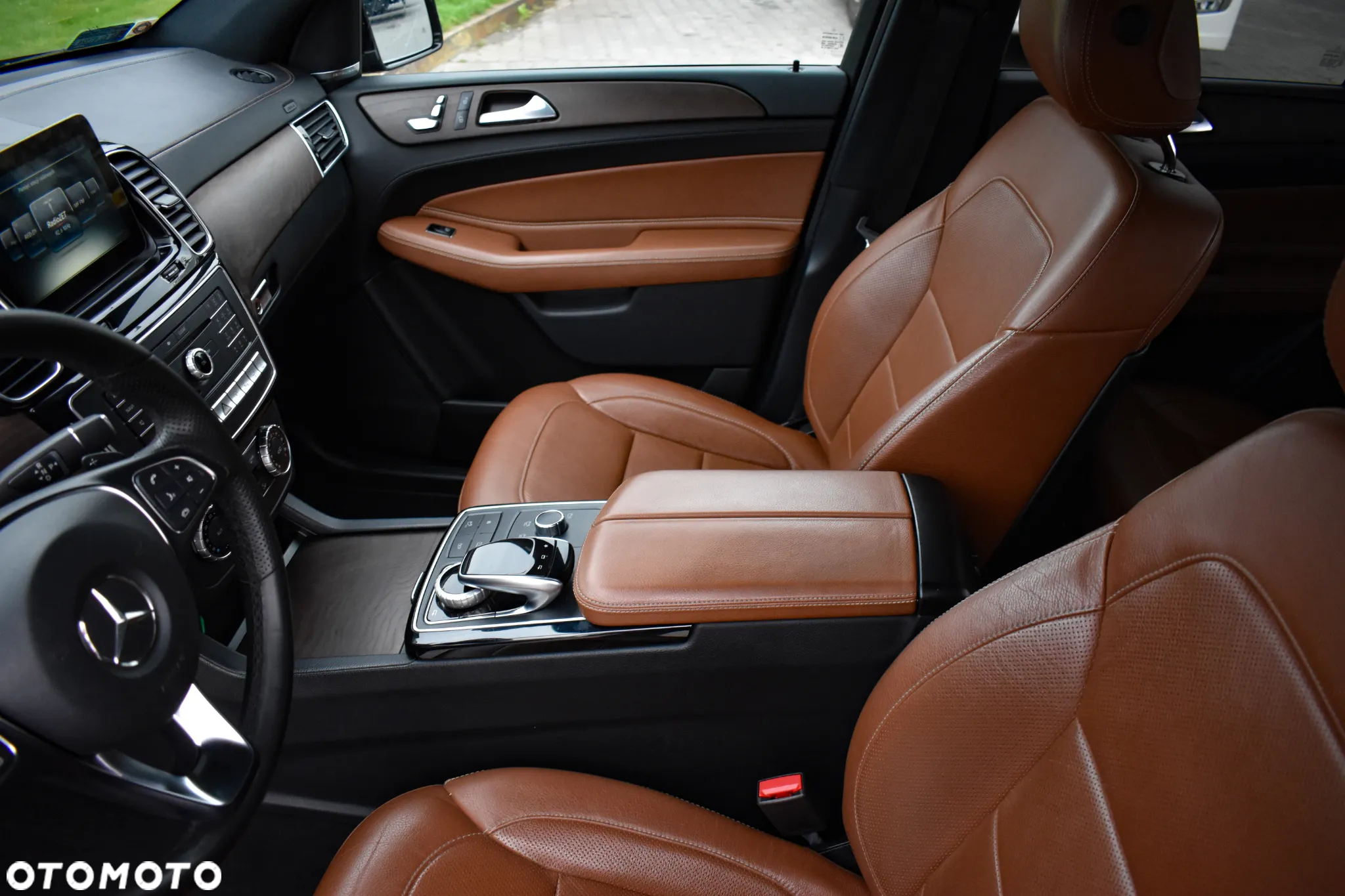 Mercedes-Benz GLE 350 d Coupe 4Matic 9G-TRONIC AMG Line - 7