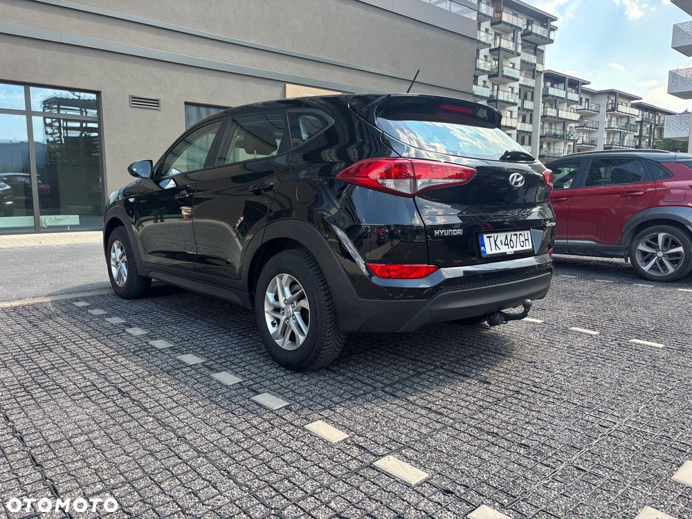 Hyundai Tucson blue 1.6 GDi 2WD Intro Edition - 24